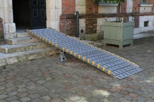 inclined planes and wedges simple machine-4